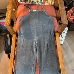 Gray Sleeveless Jumpsuit with Pockets